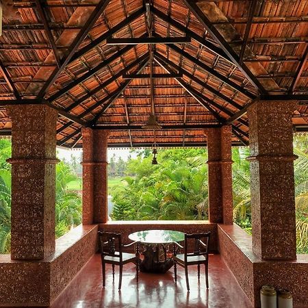 Poothali Homestay Nīleshwar المظهر الخارجي الصورة